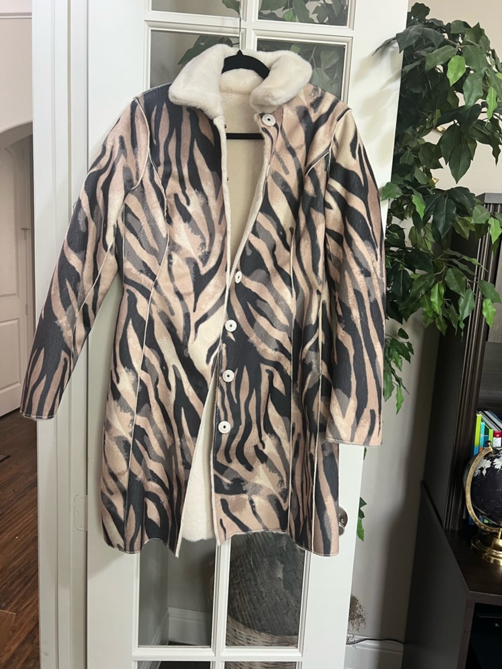 Guess Beige & Black Animal-Print Trench Coat with Shearling Collar